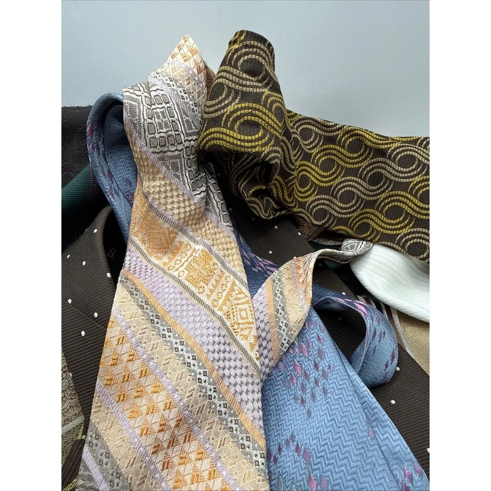 Lot of 10 Vintage Men's Neck Ties Multicolor Mixed Patterns Assorted